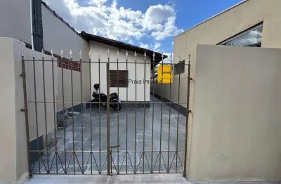 Casa com 2 quartos para alugar no Jardim Jaqueira, Caraguatatuba 