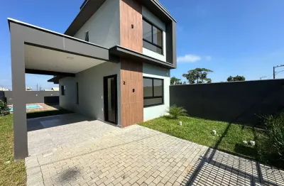 Sobrado na quinta dos açorianos em barra velha | semimobiliado | piscina, espaço, conforto e qualidade a 150m da lagoa e 250m do mar! venha conhecer!