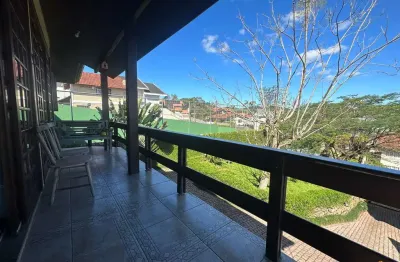 Casa com 4 quartos à venda na Rua Barriga Verde, 771, Bom Retiro, Joinville