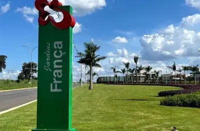 Terreno em condomínio fechado à venda no Jardins França, Goiânia 