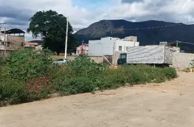 Terreno à venda no Jardins, Governador Valadares 