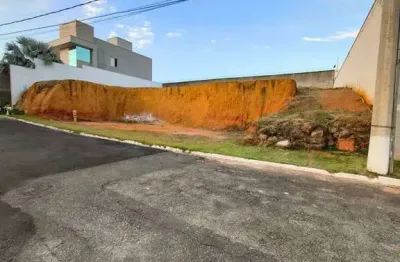 Terreno à venda no Belvedere, Governador Valadares 