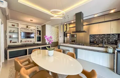 Uma raridade no joão paulo. apartamento alto padrão, finamente mobiliado. conta com 171m2, 3 dormitórios, sendo 2 suítes (1 suíte master com escritório),