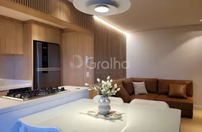 Apartamento de 73m² com 2 quartos sendo 1 suíte no centro de florianópolis