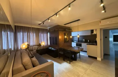 Apartamento finamente mobiliado no centro de florianópolis