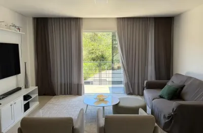 Casa com 3 suítes à venda no córrego grande, em florianópolis