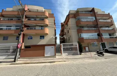 Apartamento mobiliado à venda em bombinhas com 2 quartos, suíte e vaga de garagem em bairro central residencial