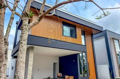 Casa em condomínio fechado com 3 quartos à venda na Rua Guilherme Zilmann, Vila Nova, Joinville