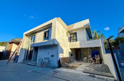 Casa em condomínio fechado com 3 quartos à venda na Rua Harry Monich, América, Joinville