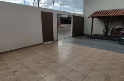 Casa com 2 quartos à venda no Residencial Abussafe, Londrina 