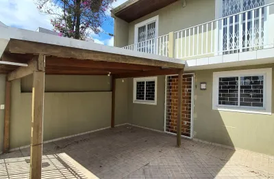 Sobrado xaxim 3 quartos, garagem 2 carros e área gourmet