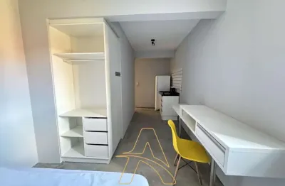Apartamento mobiliado com 1 dormitório na água verde