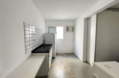 Loft mobiliado com 1 dormitório no bairro água verde