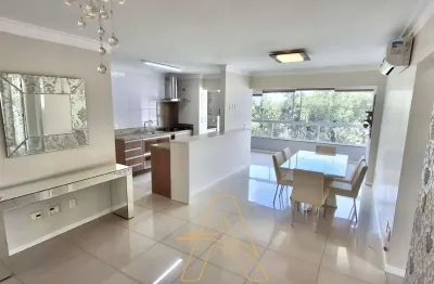 Apartamento semi mobiliado com 3 dormitórios e 2 vagas de garagem no centro