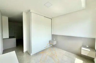 Apartamento Mobiliado com 1 Dormitório Próximo ao Trevo Tomio