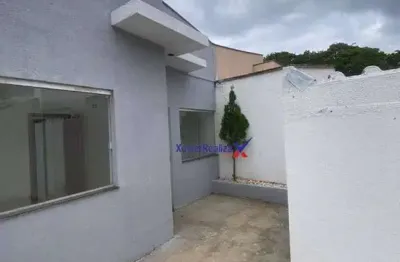 Casa com 2 dormitórios à venda por R$ 195.000 - Planalto - Mateus Leme/Minas Gerais