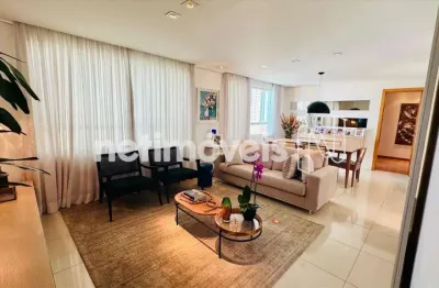 Apartamento com 4 quartos para alugar na Rua Maura, União, Belo Horizonte