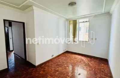 Apartamento com 2 quartos para alugar na Rua Itajubá, Sagrada Família, Belo Horizonte