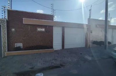 Casa com 2 quartos para alugar na 61700000, 1048, parques das flores, aquiraz por r$ 1.400