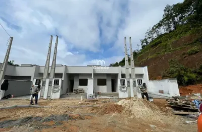 Casa com 2 quartos para alugar na dario garcia, 35, santo antônio, jaraguá do sul por r$ 1.650