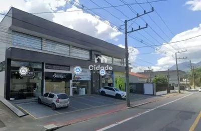 Sala comercial para alugar no czerniewicz, jaraguá do sul  por r$ 2.500