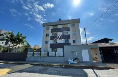 Apartamento com 2 quartos para alugar na ilha da figueira, guaramirim  por r$ 2.000