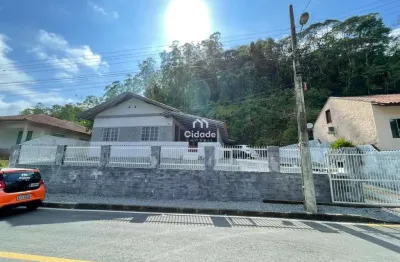 Casa com 4 quartos para alugar no tifa monos, jaraguá do sul  por r$ 2.150