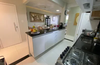 Vendo apartamento mobiliado - 02 quartos - nascente - reformado