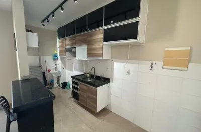 Alugo apartamento com 03 quartos - andar alto - modulados - condomínio completo