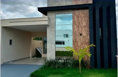 Vendo casa no condomínio porto marina - 3 suítes - térrea - alto padrão - área gourmet com churrasqueira - 01 vaga