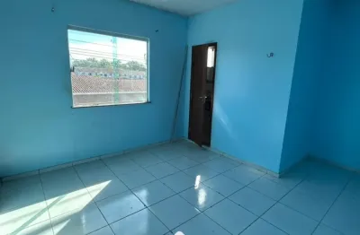 Vendo casa no condomínio fechado - 04 quartos - dois pavimentos - ampla