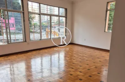 Casa duplex de 7 quartos (2 suítes) com 403 m² em icaraí – excelente oportunidade