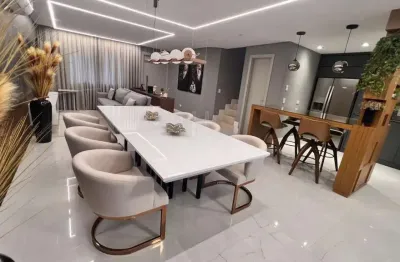 Casa com 3 quartos à venda na Avenida Senador Salgado Filho, Uberaba, Curitiba