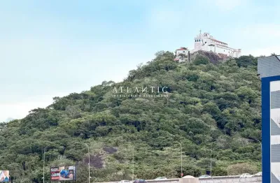 A uma quadra do mar da praia da costa, e castanheiras - ed. costamares