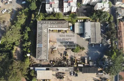 Complexo comercial/industrial 7.600m² - galpões, oficina, escritórios, pátio asfaltado e localização estratégica.