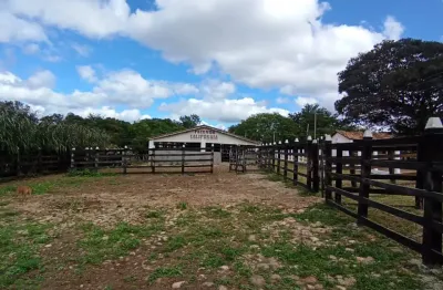Fazenda com 2 salas à venda na Praça Jovino Arsênio da Silva Filho, Centro, Condeúba