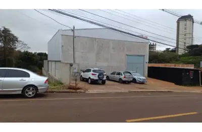 Terreno comercial 996 mt2  com galpão construído no bairro country em cascavel