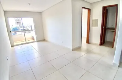 Apartamento 66m2 com 2 quartos e sacada com churrasqueira na avenida brasil, bairro coqueiral em cascavel.