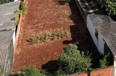 Terreno 706 m2 à venda no Coqueiral em Cascavel com testada de 12,5m2