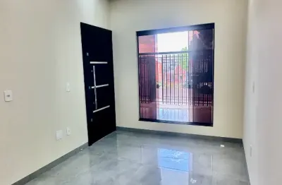 Casa Nova no Bairro Santa Felicidade em Cascavel, 1 Suíte + 1 Quarto e 1 Vaga