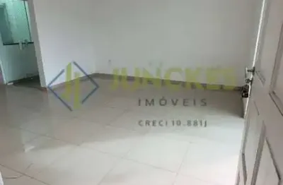 Apartamento com 2 quartos para alugar na Rua Maria Jocelina Couto, 915, Centro, Navegantes