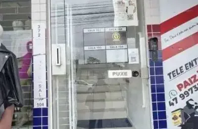 Casa comercial com 1 sala para alugar na Rua Agílio Cunha, 372, Cidade Nova, Itajaí