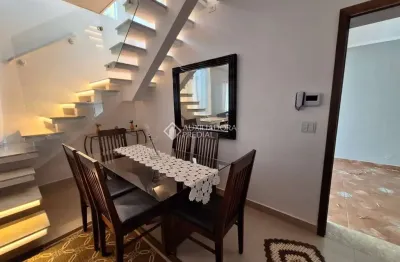 Casa com 3 quartos à venda na rua caiobá, 59, cajuru, curitiba, 120 m2 por r$ 549.000
