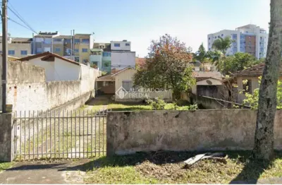 Terreno à venda na Rua Roberto Lambach, 69, Bacacheri, Curitiba, 539 m2 por R$ 1.090.000