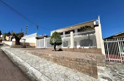 Casa com 4 quartos à venda na djalma ferreira maciel, 712, guaíra, curitiba, 430 m2 por r$ 1.350.000