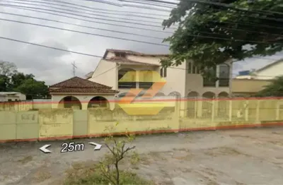 Casa comercial com 3 salas à venda na Rua Jacinto Alcides, 375, Bangu, Rio de Janeiro
