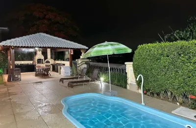 Casa alto padrão para locação em rio de janeiro, recreio dos bandeirantes, 5 dormitórios, 5 suítes, 7 banheiros, 3 vagas