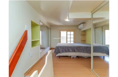 Jk studio no centro histórico na duque de caxias proximo a santa casa.