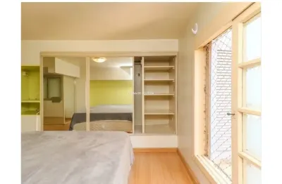 Jk studio no centro histórico na duque de caxias proximo a santa casa.