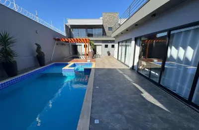 4 suítes, piscina com hidro, academia, espaço gourmet e muito mais